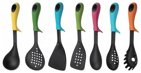 ISO9001/BSCI Certificado TPR Manuseio utensílios de cozinha de silicone Kit de ferramentas de acessórios de cozinha