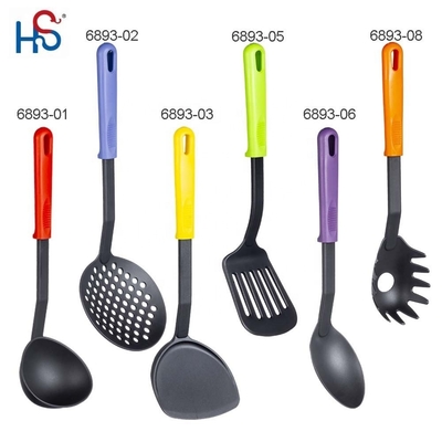 Utensílios de cozinha de nylon sustentáveis definidos para utensílios de cozinha domésticos não pegajosos em qualquer cor