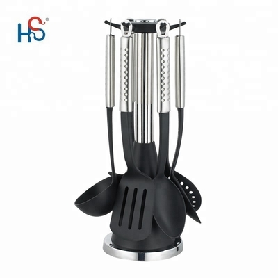Conjunto de utensílios domésticos Seleção de espaço com os dez melhores produtos de cozinha