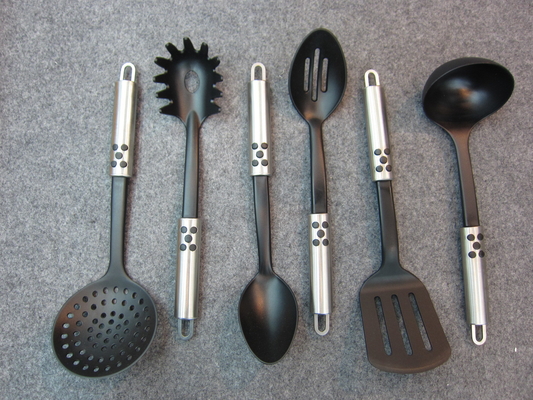 Conjunto de utensílios Produtos chineses Acessórios de cozinha de aço inoxidável ODM ou OEM aceito