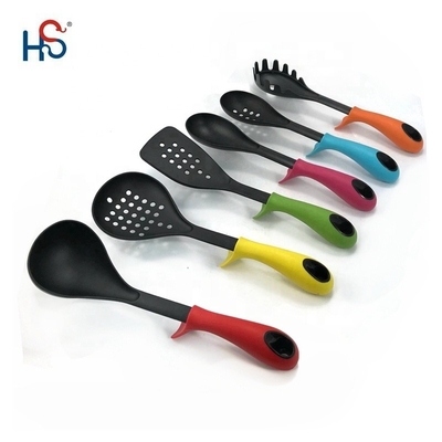 Conjuntos de utensílios de cozinha antiaderentes e acessórios de cozinha Uma combinação vencedora