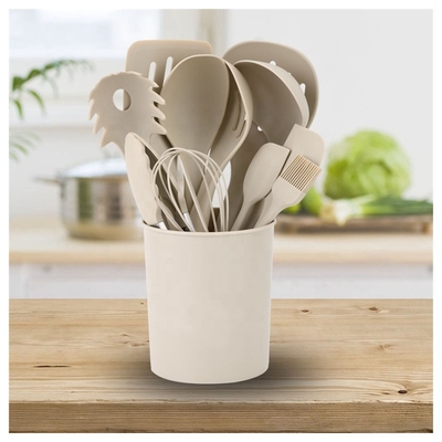 Ferramentas de cozinha antiaderente 12pcs utensílios de cozinha de silício conjunto com balde e alça de madeira