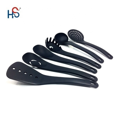 Conjunto de utensílios de cozinha certificados ISO9001 para assar Espatulas e aparelhos de silicone não pegajoso