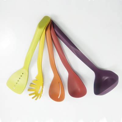 Utensílios de cozinha não pegajosos e ecológicos - um imperativo para toda casa e cozinha