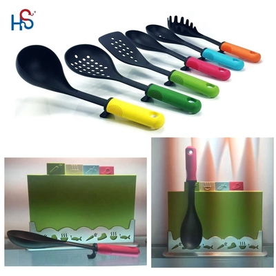 Conjunto de utensílios de cozinha de cozinha sustentável com suporte rotativo e material de manuseio TPR PP