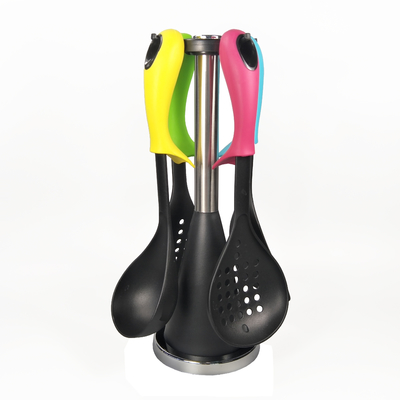 Conjunto de utensílios de cozinha de nylon compacto e sustentável para uma experiência de cozinha ecológica