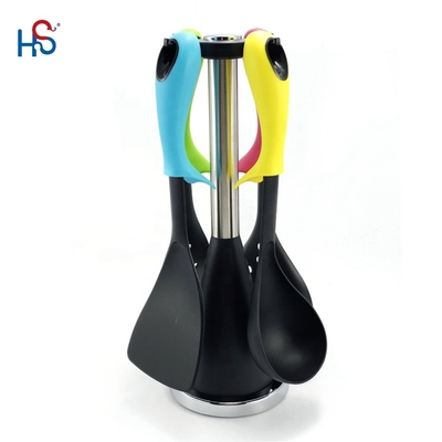 Conjunto de utensílios de cozinha de nylon compacto e sustentável para uma experiência de cozinha ecológica