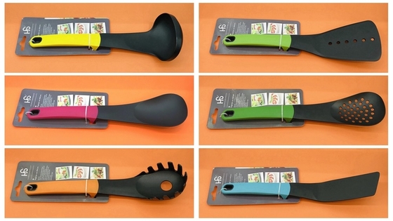 Utensílios e aparelhos de cozinha de nylon coloridos de qualquer cor para cozinhar sem aderência