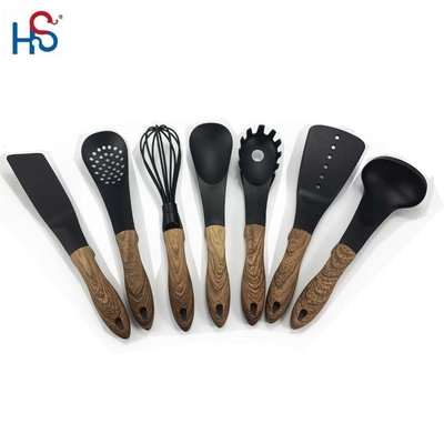 Conjunto de ferramentas de utensílios de cozinha não pegajosos sustentáveis Acessórios de dispositivos de cozinha resistentes ao calor