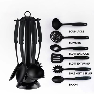 Utensílios multifuncionais definem as ferramentas finais para necessidades de gadgets de cozinha e jardim